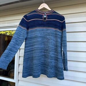 vintage stripped sweater with a cute little keyhole